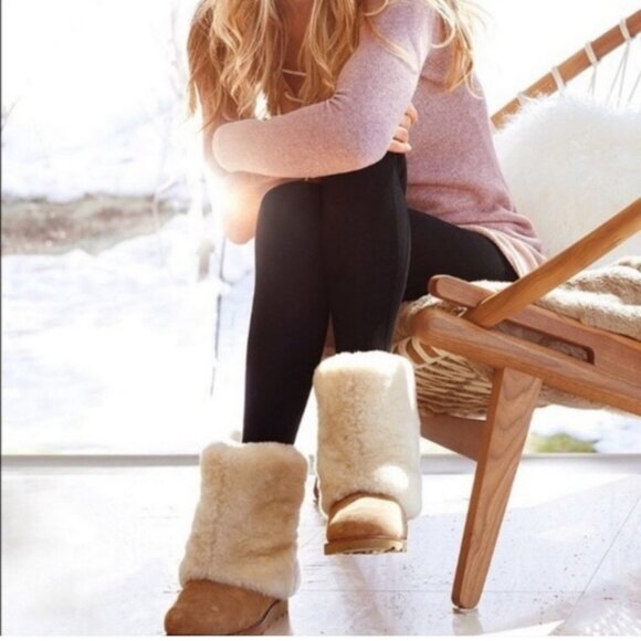 UGG patten shearling fur boots in chestnut 8 womens - Picture 1 of 4